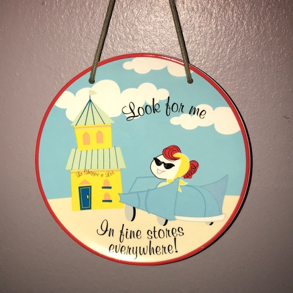 Meet your Posher, **Edna - Picture 15 of 17